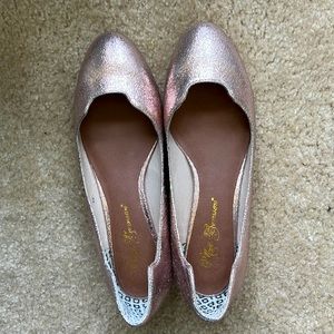 Matt Bernson Tribeca shoes, size 8, rose gold foil